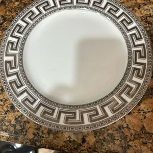 Classic Greek Key Dinner Plate in White and Gray